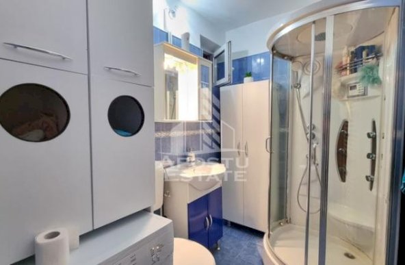 Apartament 2 camere, centrala proprie, bloc anvelopat, zona Lipovei