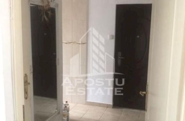 Apartament 2 camere proaspăt  ret, Spitalul Judetean/ Calea Martirilor