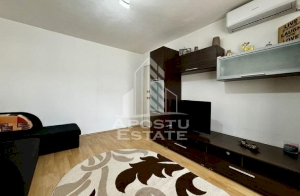 Apartament cu 2 camere,  zona Torontalului