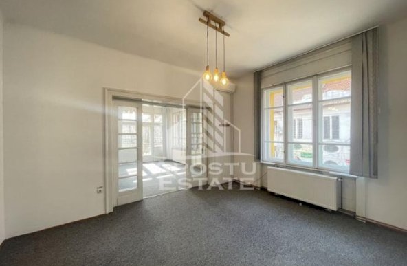 Apartament SAD, 80 mp, Piata 700