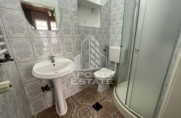 Apartament SAD, 80 mp, Piata 700