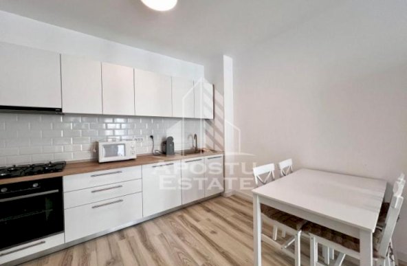 Apartament 2 camere, centrala proprie, loc de parcare, zona Torontal