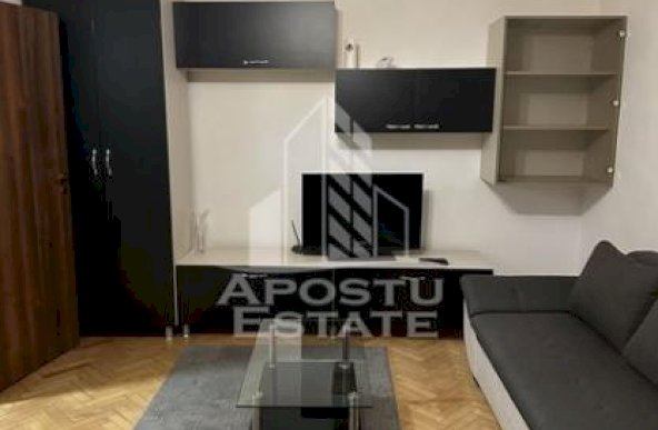 Apartament cu 2 camere, centrala proprie, Complexul Studentesc