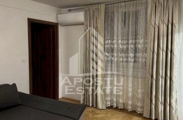 Apartament cu 2 camere, centrala proprie, Complexul Studentesc