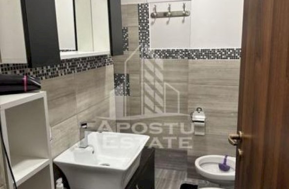 Apartament cu 2 camere, centrala proprie, Complexul Studentesc