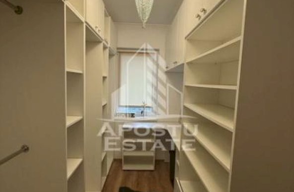 Apartament 2 camere, loc de parcare, Calea Urseni