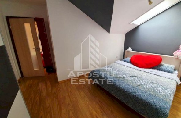 Apartament pe 4 camere, renovat complet la curte comuna in Balcescu