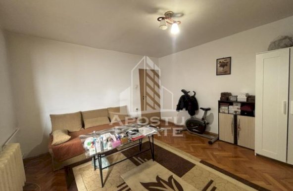 Apartament cu 2 camere in zona Complexului Studentesc, parter inalt