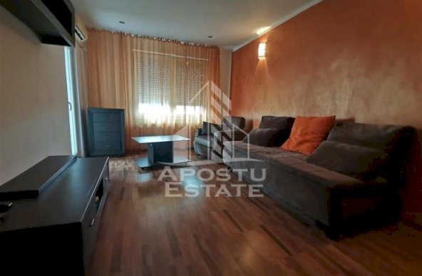 Apartament 3 camere, decomandat, Complexul Studentesc