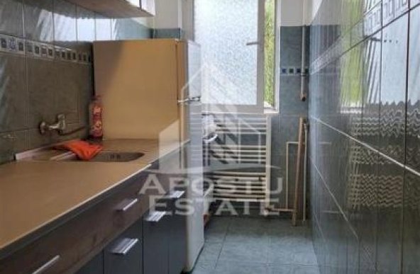 Apartament cu 2 camere, semidecomandat, etaj intemerdiar, zona Sagului