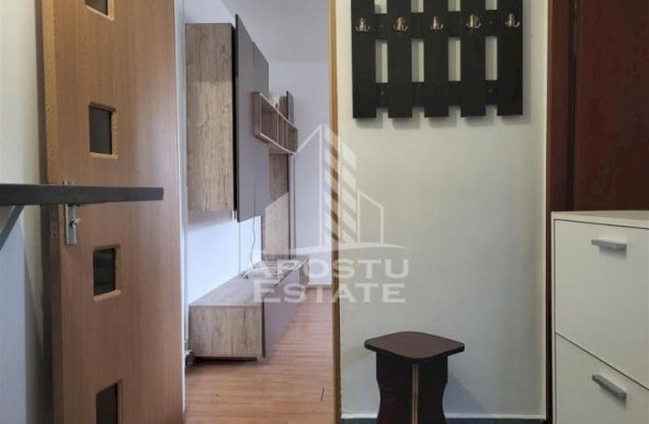 Apartament cu 2 camere, semidecomandat, etaj intemerdiar, zona Sagului