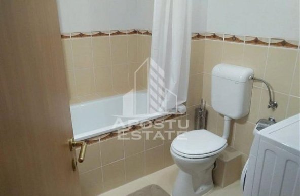 Apartament cu 3 camere decomandat zona Aradului