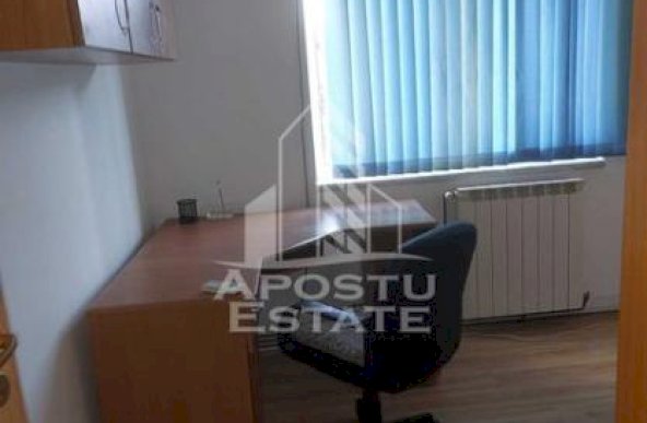 Apartament 3 camere , generos , zona Girocului