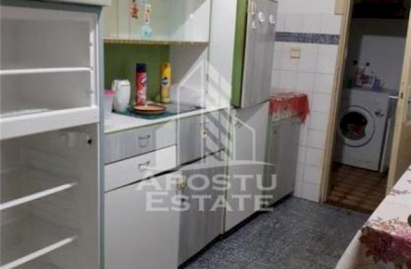 Apartament  2 camere decomandat  Lunei- Printul Turcesc