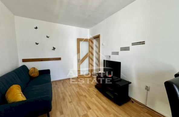 Apartament cu 2 camere, zona Girocului