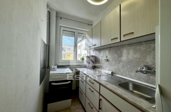 Apartament cu 2 camere, zona Girocului