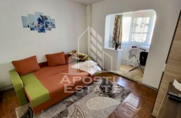 Apartament cu 2 camere, mobilat si utilat, zona Soarelui