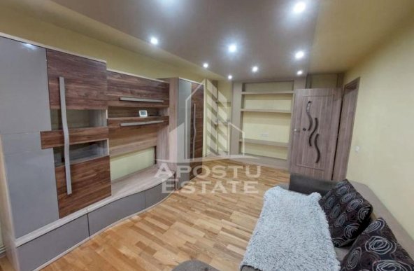 Apartament cu 3 camere în zona Lipovei, mobilat, PetFriendly