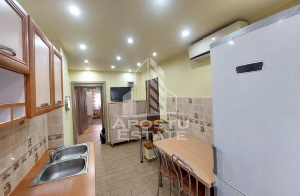 Apartament cu 3 camere în zona Lipovei, mobilat, PetFriendly