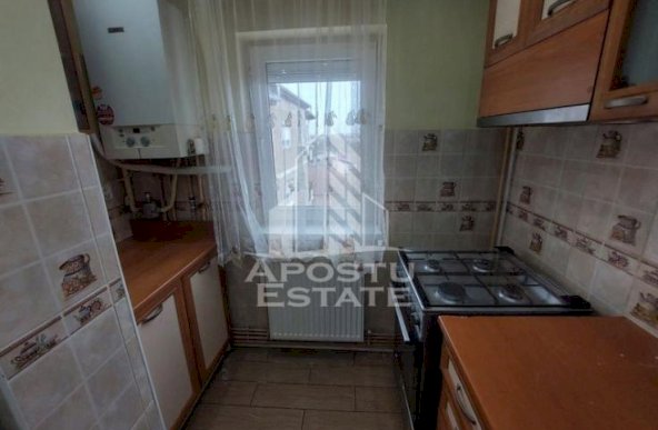 Apartament cu 3 camere în zona Lipovei, mobilat, PetFriendly