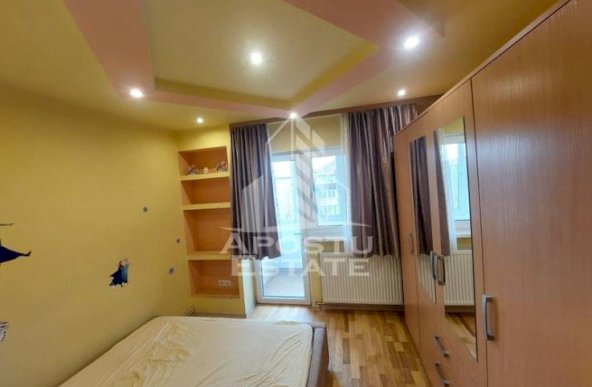 Apartament cu 3 camere în zona Lipovei, mobilat, PetFriendly