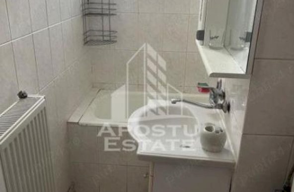 Apartament 3 camere Vlaicu-UTA de inchiriat