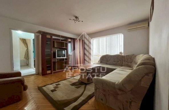 Apartament cu 2 camere, confort 1, centrala proprie, etaj intermediar