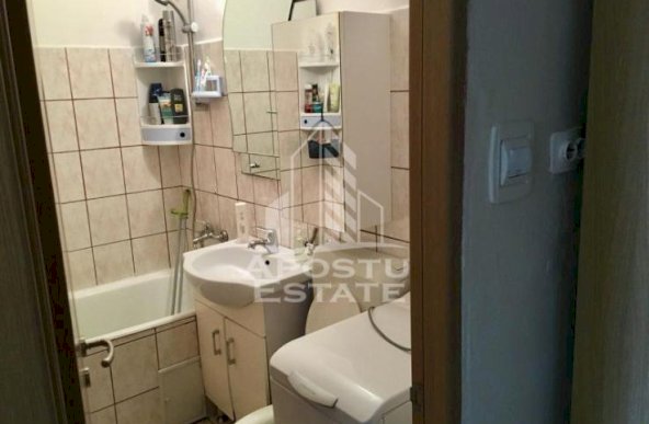 Apartement cu o camera, decomandat, zona Olimpia-Stadion