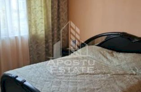 Apartament cu 2 camere, decomandat, situat in zona Soarelui