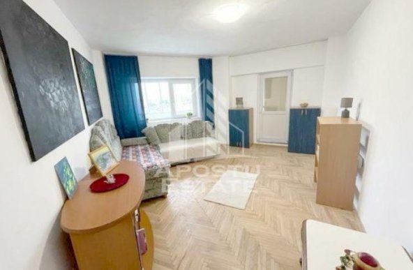 Apartament cu 2 camere,decomandat, centrala proprie, Iuliu Maniu