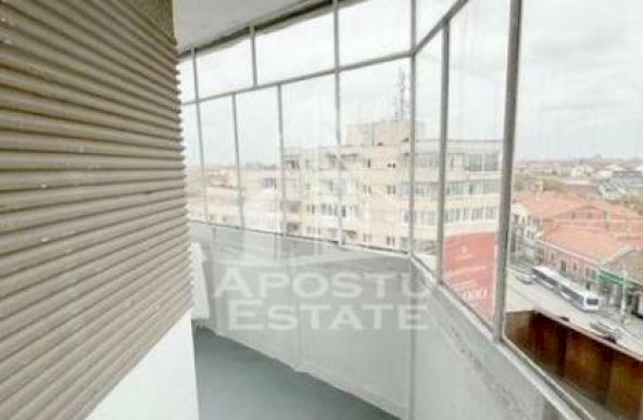 Apartament cu 2 camere,decomandat, centrala proprie, Iuliu Maniu