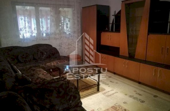 Apartament 3 camere,centrala proprie, zona Aradului