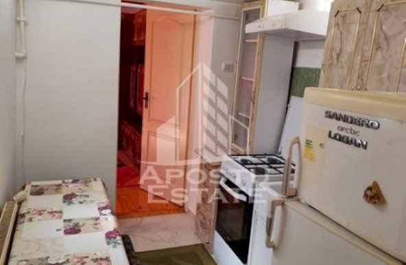 Apartament 1 camera , centrala proprie , zona Blascovici