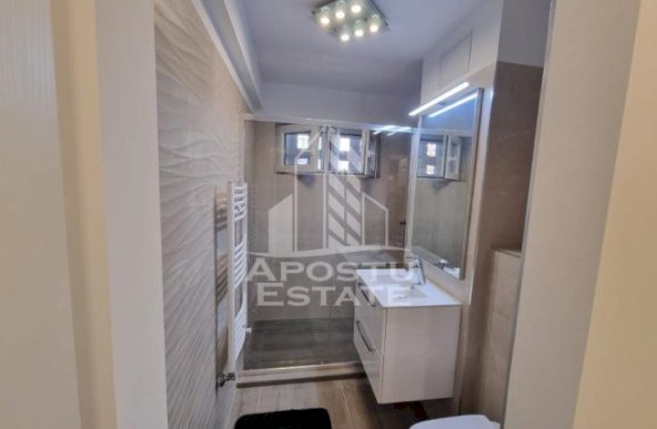 Apartament 3 camere , centrala proprie ,clima, Zona Torontalului