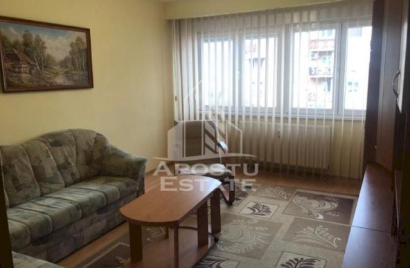 Apartament decomandat cu 2 camere,Complexul Studentesc