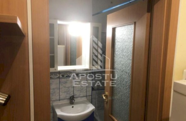 Apartament decomandat cu 2 camere,Complexul Studentesc