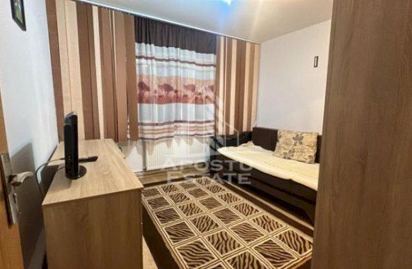 Apartament cu 2 camere decomandat, centrala proprie in zona Soarelui