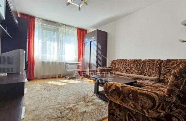 Apartament 2 camere decomandatin zona podgoria