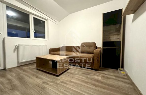 Apartament 3 camere, 2 bai, decomandat, mobilat, zona Dambovita