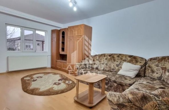 Apartament 2 camere, decomandat, strada linistita, zona Lipovei