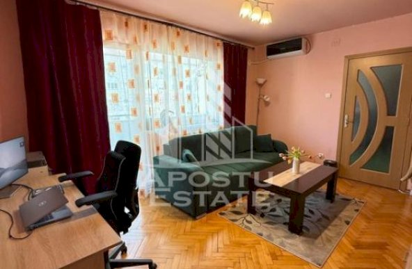 Apartament 3 camere, etaj intermediar, langa Spitalul Judetean