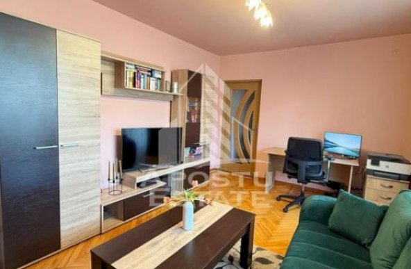 Apartament 3 camere, etaj intermediar, langa Spitalul Judetean