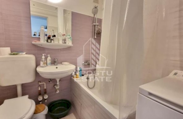 Apartament 1 camera, etaj intermediar, zona Circumvalatiunii