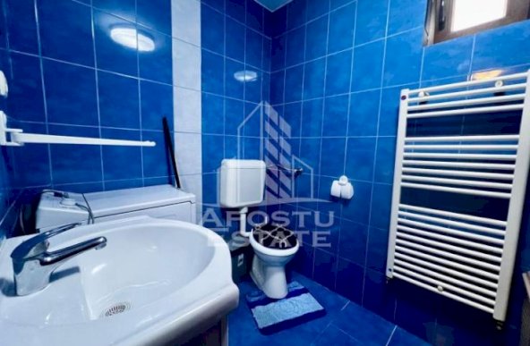 Apartament cu 2 camere, centrala proprie, loc de parcare, zona Olimpia