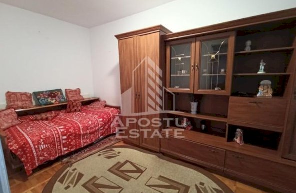 Apartament 2 camere, bloc anvelopat, mobilat si utilat, zona Sagului.