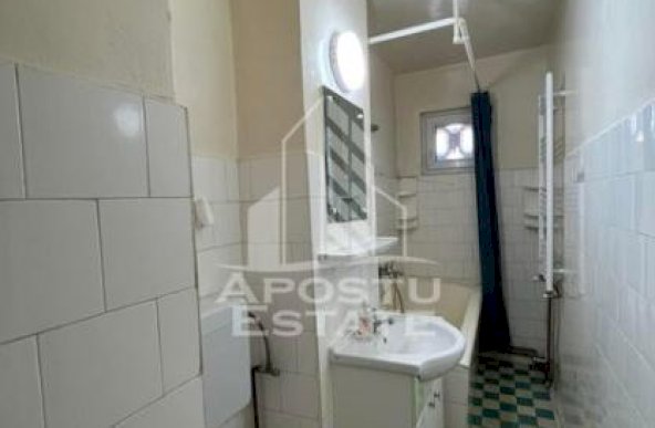 Apartament 2 camere , centrala proprie , zona Tipografilor