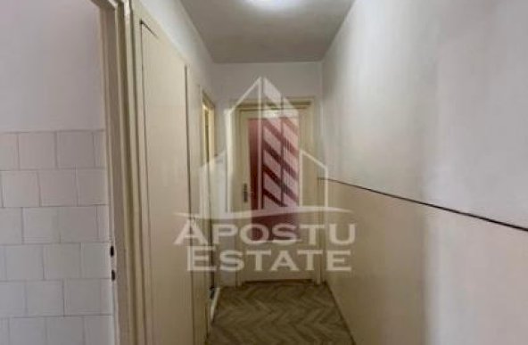 Apartament 2 camere , centrala proprie , zona Tipografilor