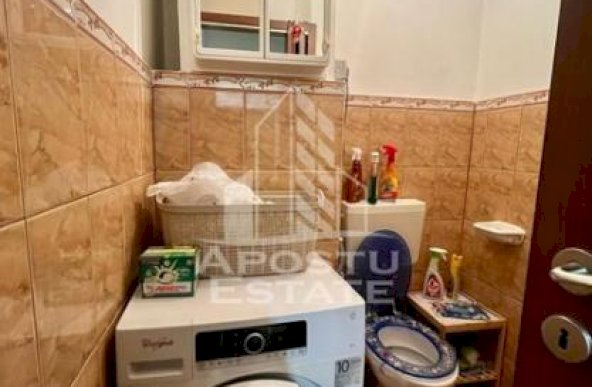 Apartament 3 camere,etaj 2,centrala proprie,zona Simion Barnutiu