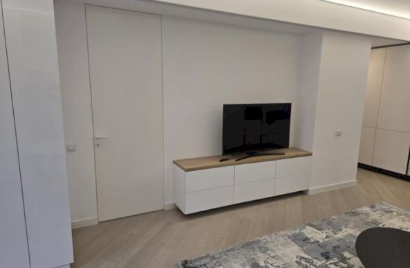 Apartament 2 camere mobilat Lux cu parcare Cortina North