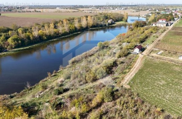 Teren intravilan cu deschidere la lac | Ganeasa | 681 mp 